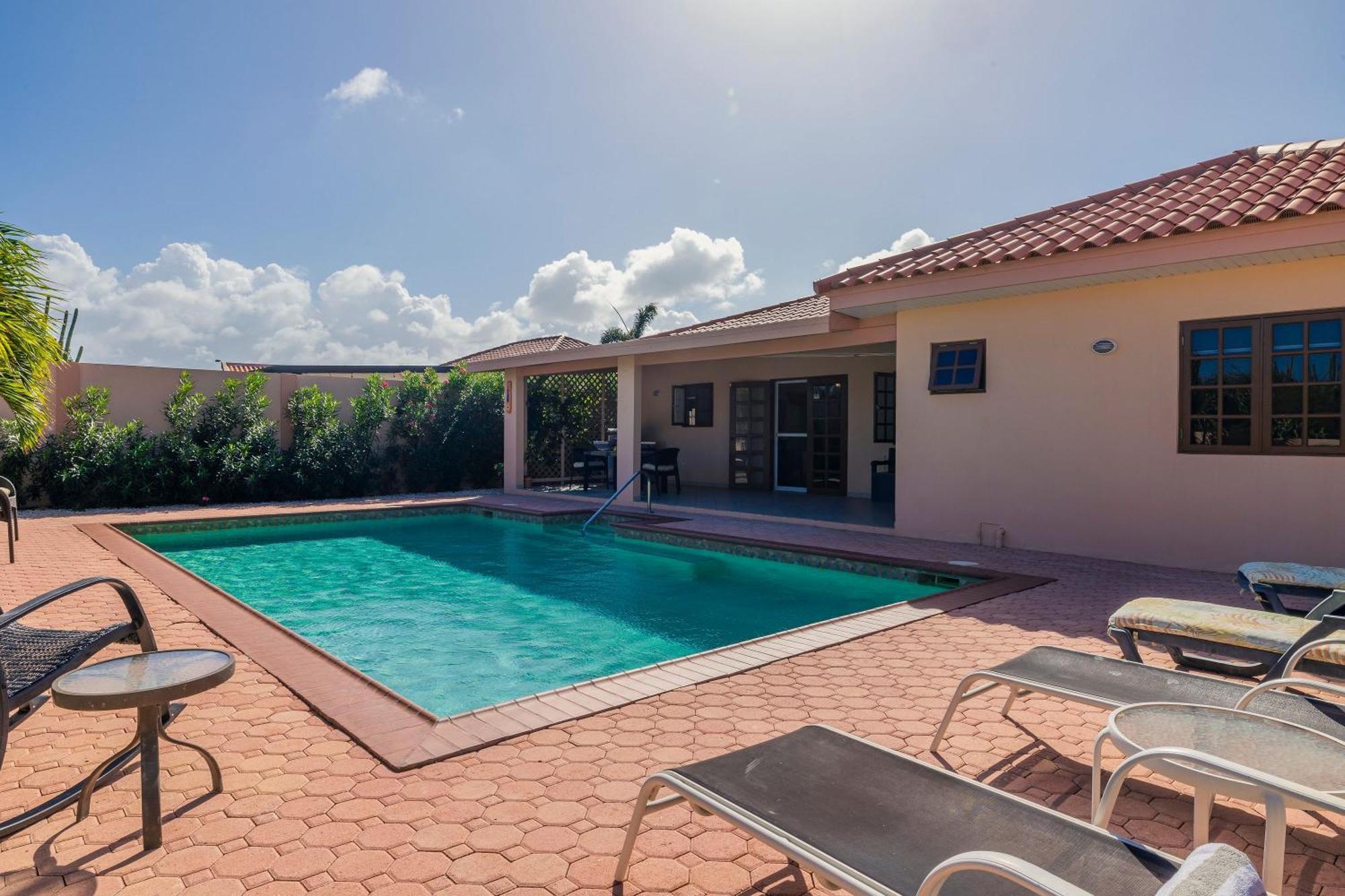 Sunrise Villa Is Gorgeous For Daily Views Of Sunrises And Sunsets Palm Beach Eksteriør bilde