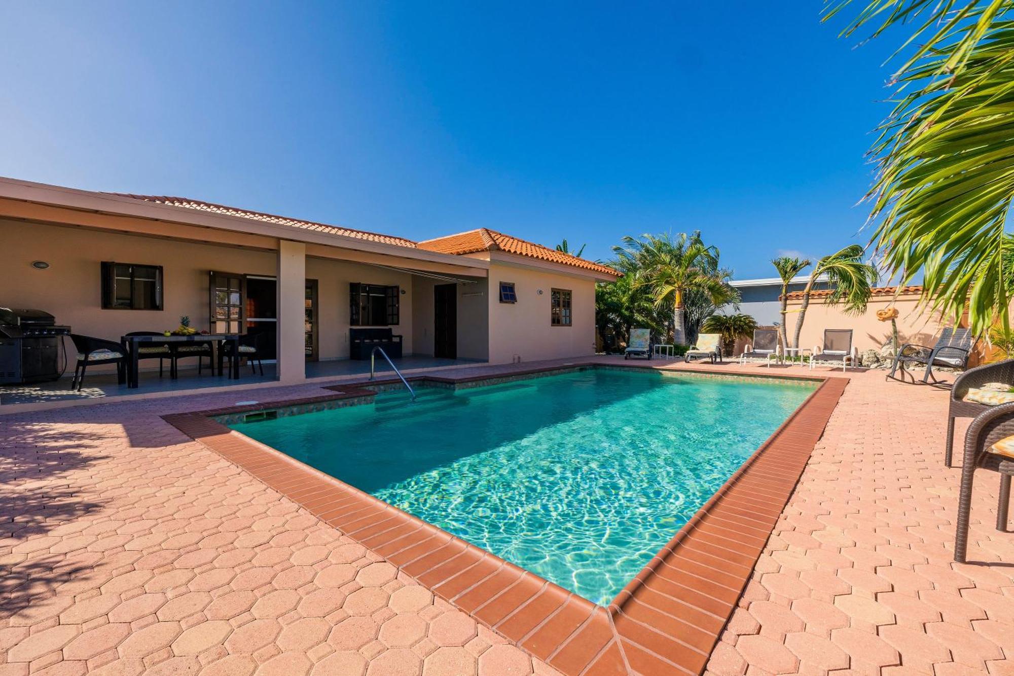 Sunrise Villa Is Gorgeous For Daily Views Of Sunrises And Sunsets Palm Beach Eksteriør bilde